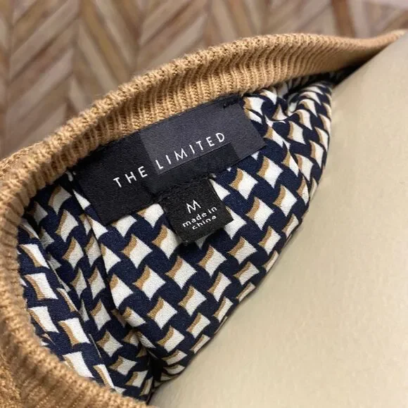 The Limited Women's Tan Knitted 3/4 Sleeves Shirttail Split Back Blouse Size M - Picture 11 of 11